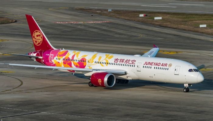 China: Two women lock a toddler in plane toilet because she was crying, Airline says they did it with toddler’s grandmother’s permission