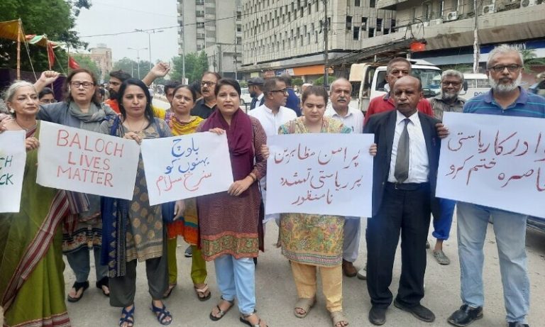 Pakistan: Karachi activists furious over state crackdown on Baloch protesters