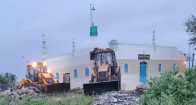 Somnath mosque demolished