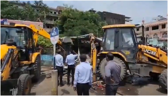 Surat: Bulldozer action starts against illegal encroachments in area where stones were pelted at Ganesh Puja pandal