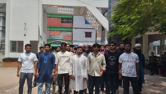 After assaulting Utsav Mandal in police station, Muslims accuse another Hindu student Kankan Biswas of blasphemy in Bangladesh