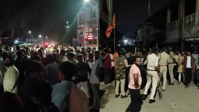 Madhya Pradesh: Stones pelted on the idol of Lord Ganesha, Hindus celebrating Chaturti in Ratlam, Hindus protest, FIR filed