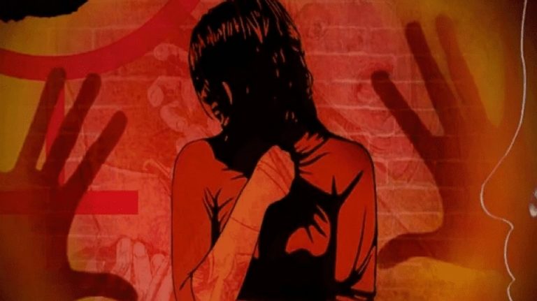 West Bengal: Minor school girl returning from tuition sexually assaulted, found unconscious on road with her clothes torn in Hooghly