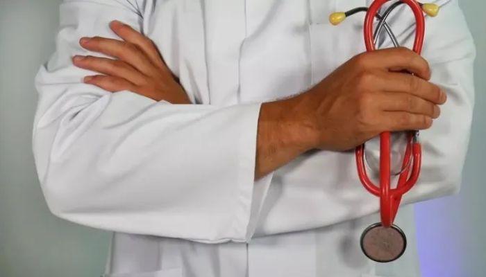 Uttar Pradesh: Jabbar Khan and Musheer Ahmed try to kill Deputy Chief Medical Officer by mixing critically-ill TB patient’s phlegm in his food