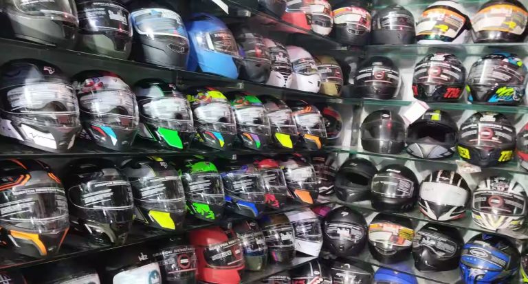 Centre to launch nationwide drive against manufacturers and retailers of substandard helmets