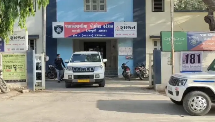 Gujarat: RSS-VHP volunteer assaulted and threatened by Lala Sheikh, Rustam, and others for playing devotional garba song in car