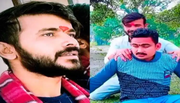 Ram Gopal Mishra (L) and Kishan Mihsra (R).