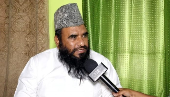 Islamic cleric says Hindus rape the Devi that they worship, no legal action so far despite making the disgusting comments on Live TV