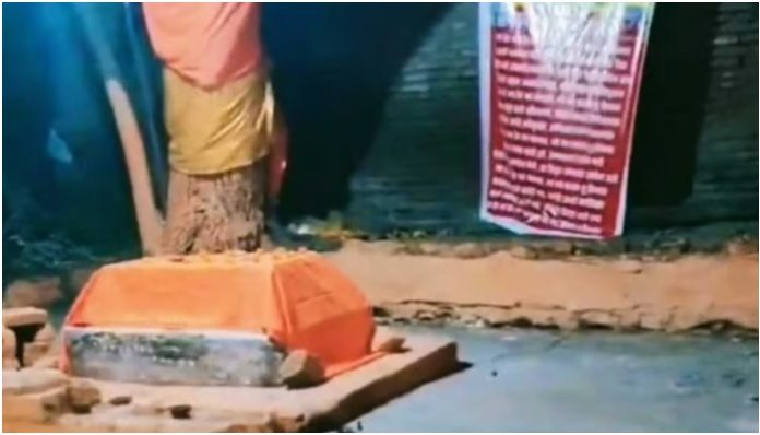 Madhya Pradesh: Communal tensions erupt in Burhanpur as Muslims claim Hindu religious site as 'Dargah', 4 injured, details