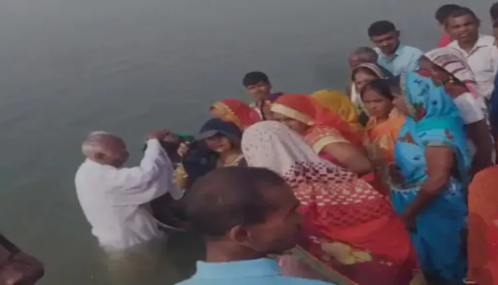 Mass conversion bid in Bihar: 3 Christian priests try to convert Hindus in Buxar, wipe off sindoor from women’s heads and mark them with cross