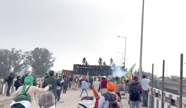 Police stop ‘Dilli Chalo’ march after ‘Jattha’ of 101 farmers didn’t match with given list, use tear gas to disperse protestors at Shambhu border
