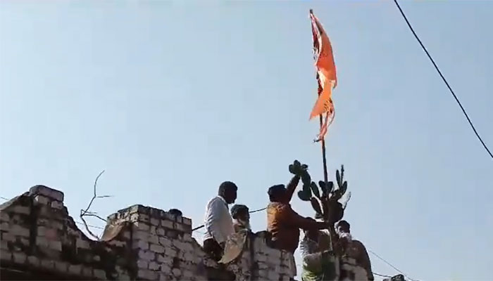 Uttar Pradesh: 250-year-old Ganga Maharani temple freed from 40-year-long illegal occupation by Wajid Ali in Bareilly, Islamic flag replaced with saffron flag