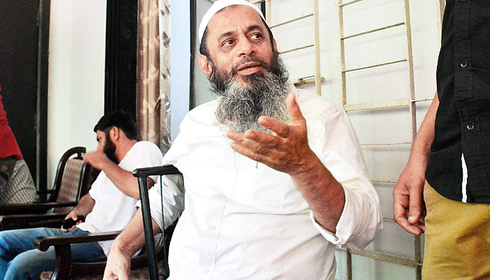 2002 Mumbai Serial Blasts convict Saquib Nachan approaches Supreme Court against government declaring ISIS as terrorist organization