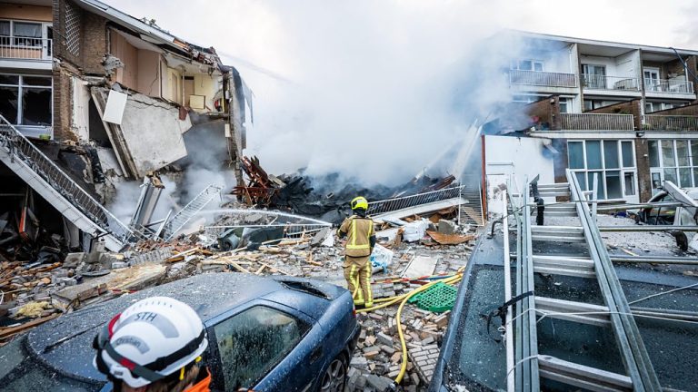 Netherlands: At least five people killed after explosion in apartment building in Hague