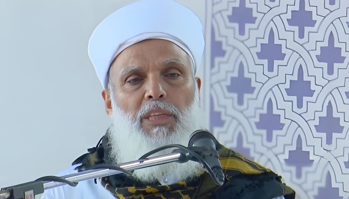 Kerala: Maulvi Umar Faizi Mukkam makes offensive remarks about Shiv-Parvati, apologises later