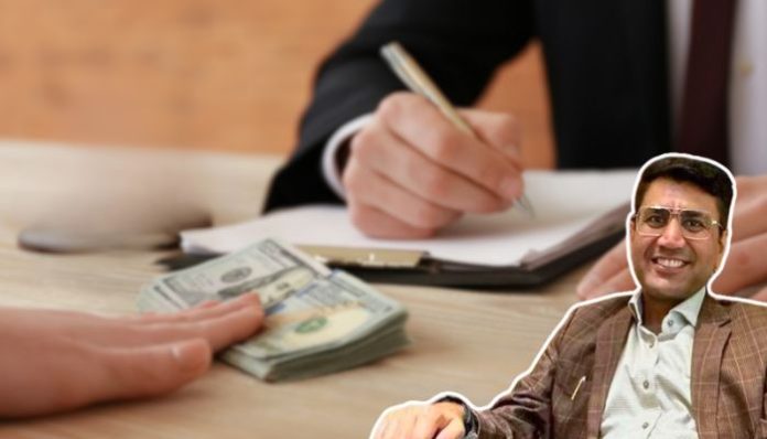 The Hindu journalist Mahesh Langa named in FIR for allegedly extorting money from land broker