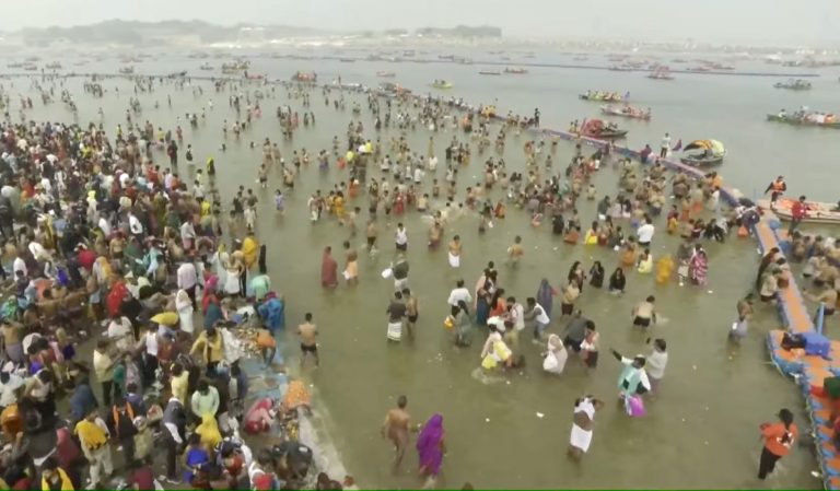 There was no stampede, it was just overcrowding causing some injuries, everything will be carried out traditionally: Mahakumbh DIG