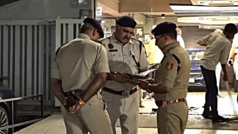 Delhi: Police nab 7 illegal immigrants staying in India, deport them back to Bangladesh
