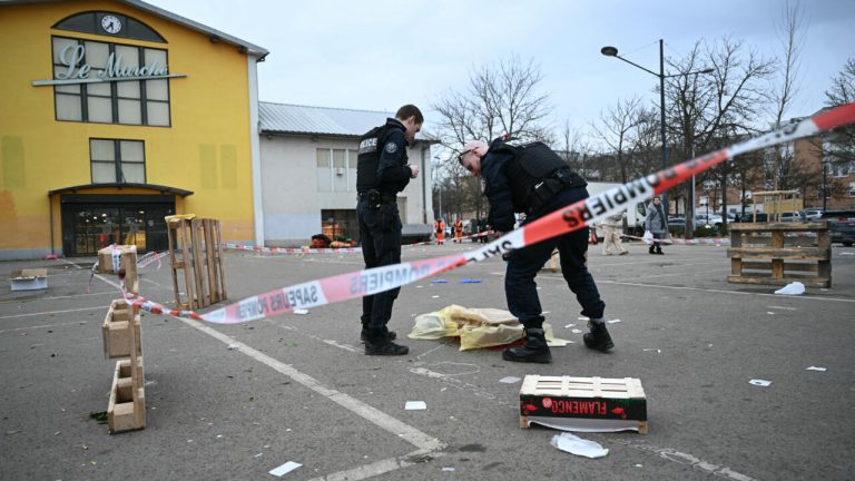 France: Man shouting “Allahu Akbar” kills 1 in a knife attack, leaves 2 police officers seriously injured