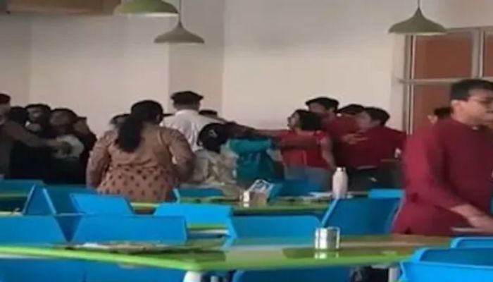 SFI members fight with students fasting on Maha Shivratri at Delhi’s SAU, clash with ABVP
