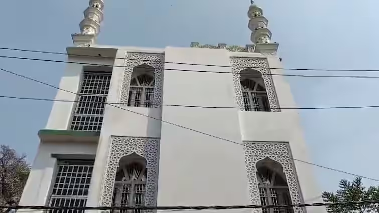 Gorakhpur: Authorities order demolition of mosque one year after it was rebuilt following previous demolition