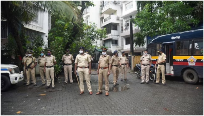 Mumbai: 16 illegal Bangladeshis arrested, fake documents seized, police crackdown on illegals continues