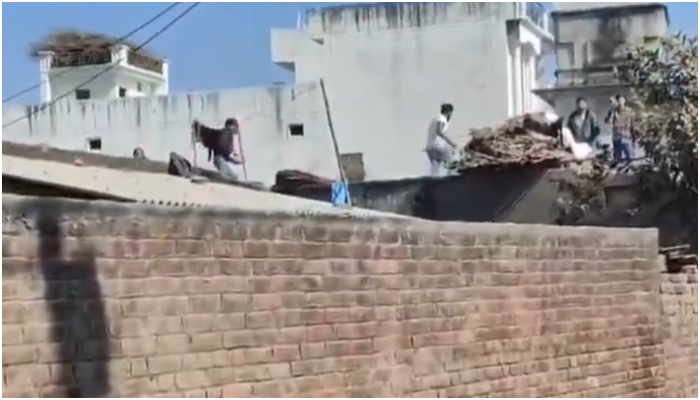 Roorkee, Uttarakhand: 14-year-old Hindu girl abducted, parents suspect two Muslim men, communal tensions erupts