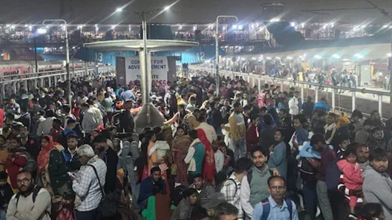 Railways forms two-member committee to investigate the stampede at New Delhi Railway Station, high-level inquiry begins