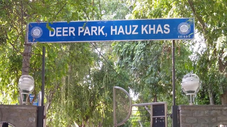 Delhi: 17-year-old boy and a girl found hanging on a tree branch in Hauz Khas Deer Park