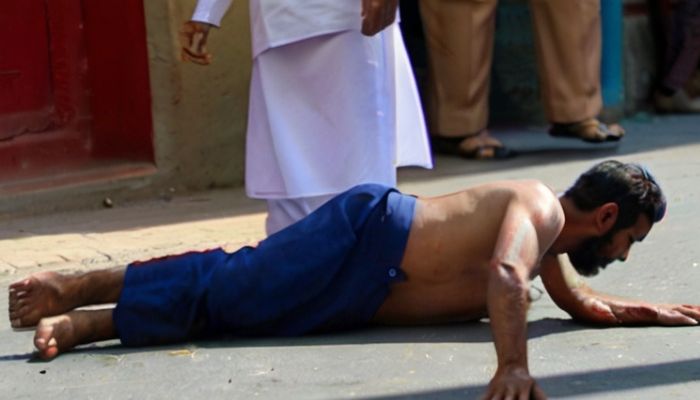 Uttar Pradesh: Taufiq and his aides attack temple priest for playing bhajans on loudspeakers during Ramzan, threaten to evict Hindus from village