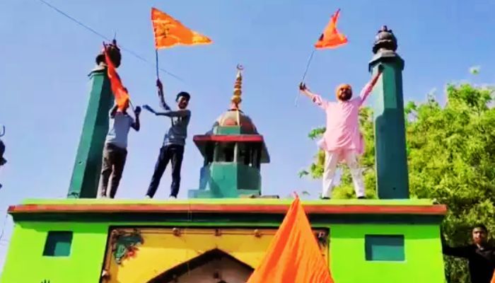 Dargah, Mosque, or just an illegal structure? What is the shrine of Salar Masud, where some Hindu activists climbed during Ram Navami procession, police statement gives interesting twist