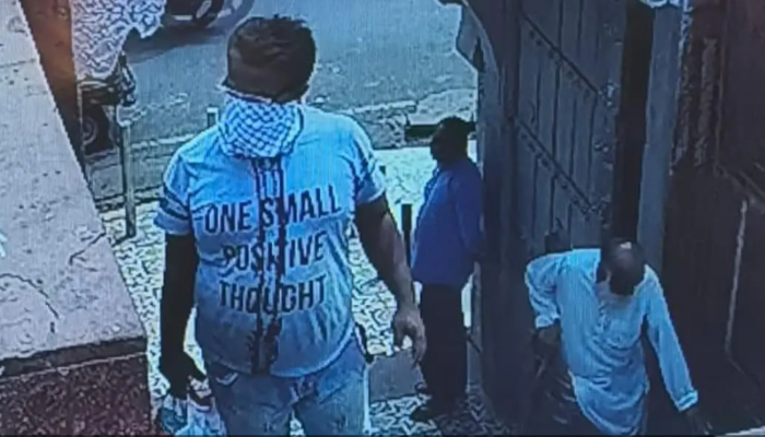 Following passage of Waqf bill, are Islamists concocting excuses to target Hindus? After a Muslim was arrested for tearing Quran, another arrested for throwing pig head in Jama Masjid