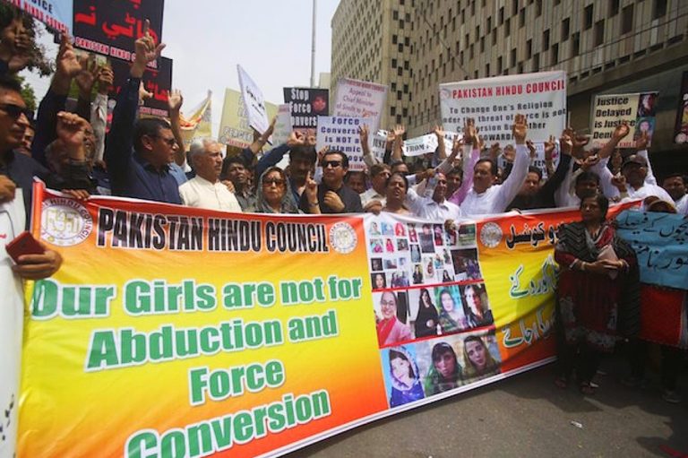 Judiciary joins jihad: Pakistani Court sets ₹1 crore bond for Hindu families to get custody of minors kidnapped and forcibly converted to Islam