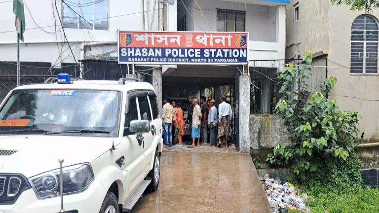 West Bengal: TMC leaders Saddam Mandal and Sajjan Alam arrested for assisting one Jasimuddin in kidnapping a businessman and demanding ₹1 crore ransom