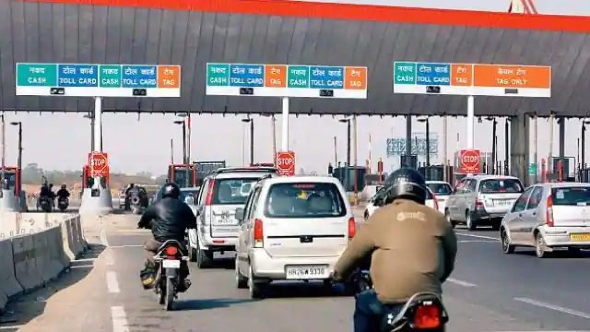 Govt. Denies Two-Wheeler Tolls; Announces Annual Pass