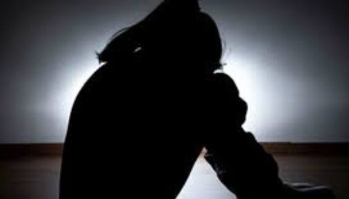 Girl Rescued from Trafficking at Delhi Airport, En Route to Oman