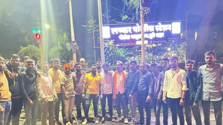 Pune: Muslim woman hurls meat at Ashadi Wari procession organized by Hindus, says ‘do whatever you want, I am not afraid of anyone’ when confronted