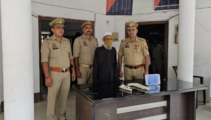 UP: Cleric Raees Ahmed arrested in Rampur for issuing death threats to ex-Muslim woman and making obscene videos, country-made guns recovered