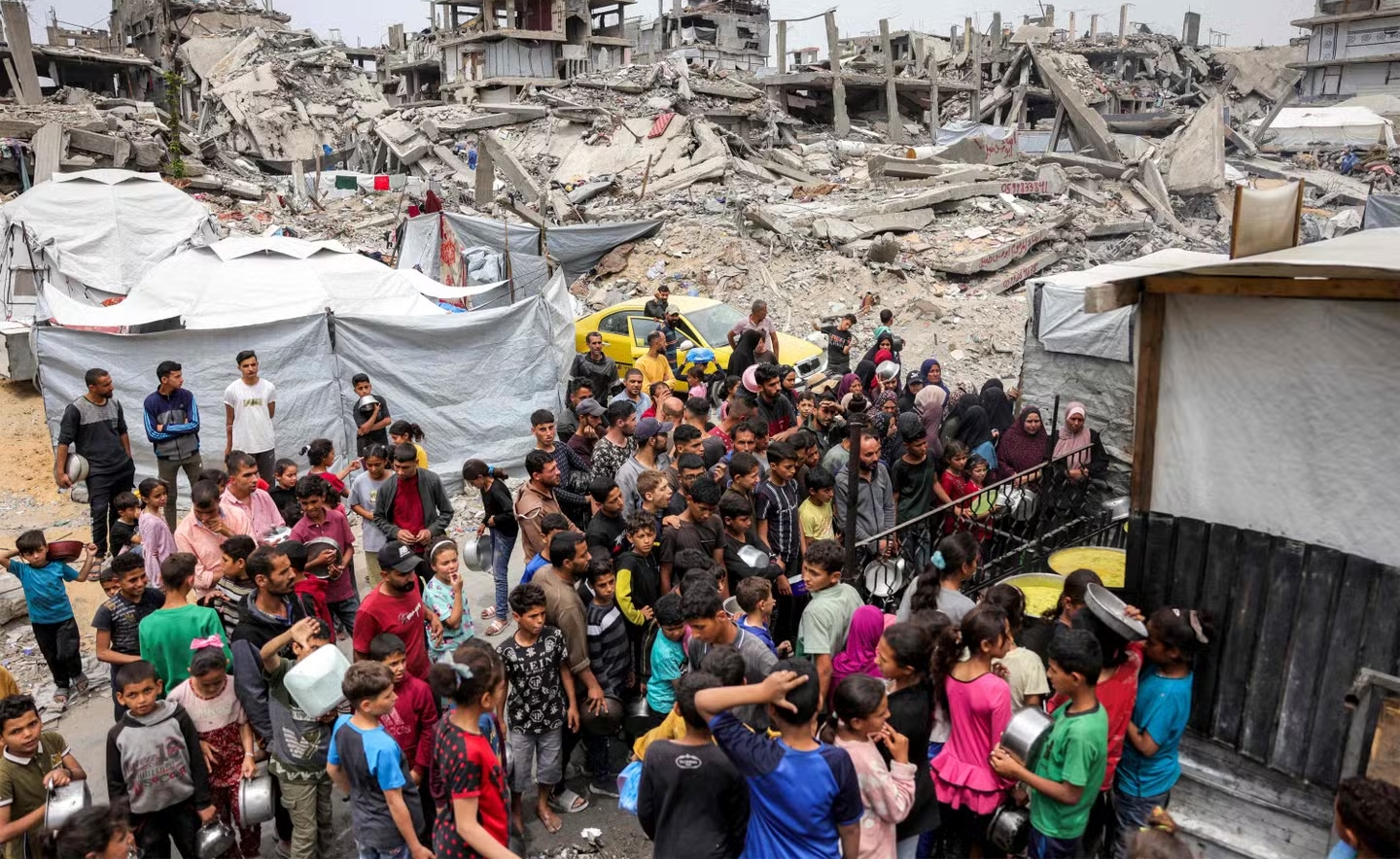 France Halts Gaza Evacuations Amid Antisemitism Investigation