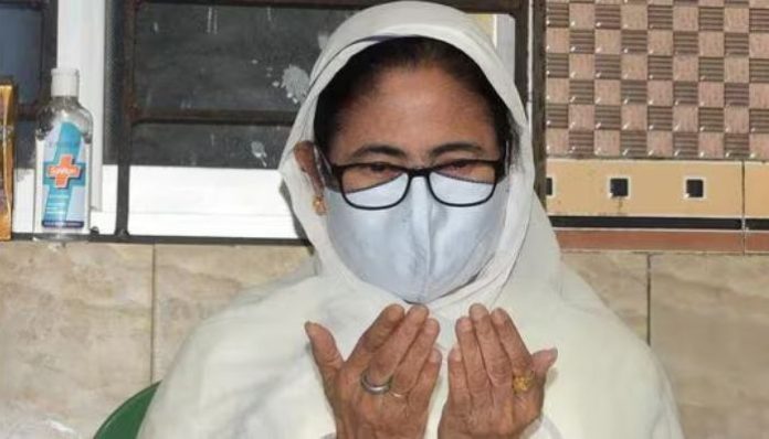 Mamata govt delays DA to employees in violation of SC order, claims 'severe financial crisis' but doles out 'bhata' to 55,000 Imams: Here is what you should know about it