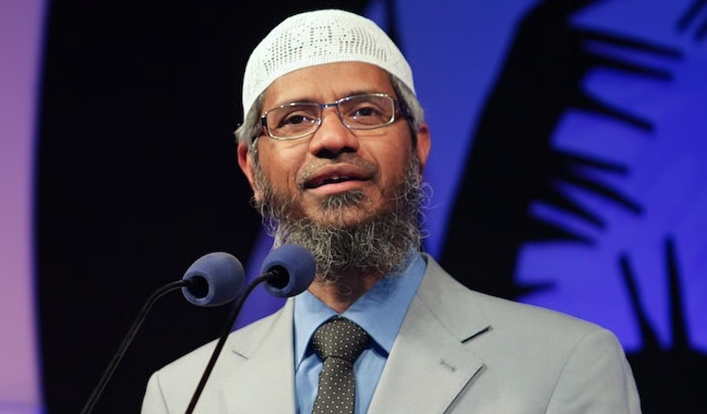 Zakir Naik Denies AIDS Rumors, Calls Reports 'Fake News'