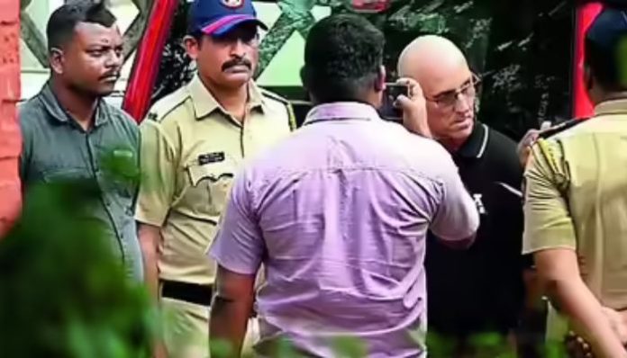 Maharashtra Police arrest American citizen