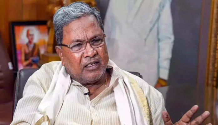 Siddaramaiah asked people not to associate with the RSS.