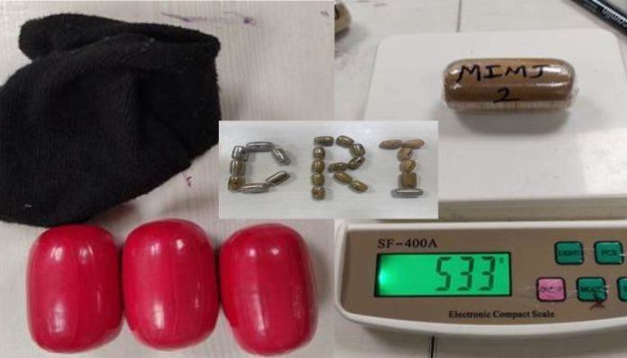 DRI officers seize 10.5 kg gold and arrest 13 in Mumbai airport smuggling case