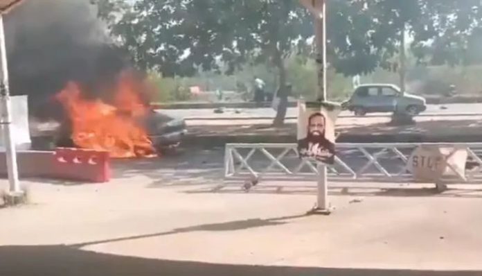 12 killed in powerful suicide blast near Islamabad court