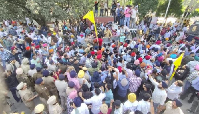 Peaceful student demand overshadowed as Panjab University protest hijack draws outsiders, unions and political banners.