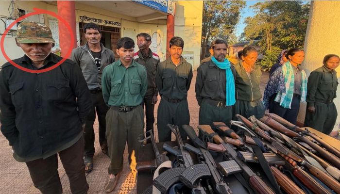 Naxalite Ramdher Majji and 11 others surrender before security forces in Chhattisgarh