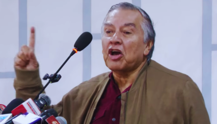 Daily News Star editor Mahfuz Anam said that the mob wanted to murder the entire staff of the media outlet.