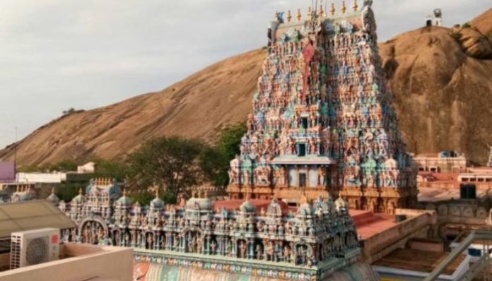 Court clears Deepam on Thiruparankundram Hill