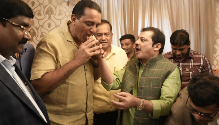 Sarfaraz Khan, the personal secretary of Congress minister Zameer Ahmed, has his properties raided by Lokayukta police.